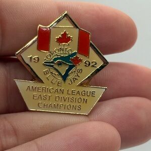 1992 Toronto Blue Jays AL East Division Champions Lapel Pin Vintage MLB Baseball